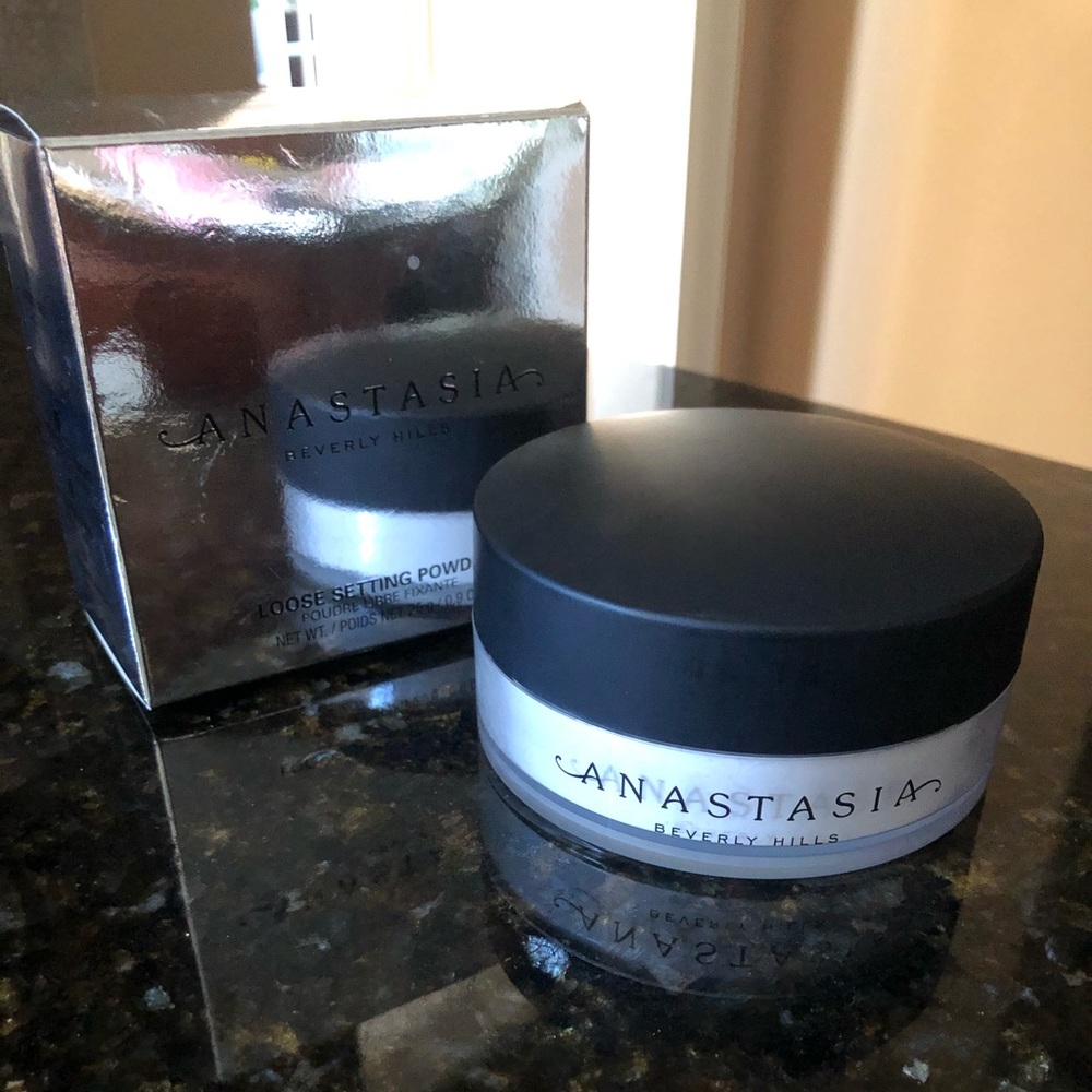 Anastasia Beverly Hills Loose Setting Powder
